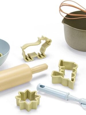 Dantoy baking set, 11 pieces.
